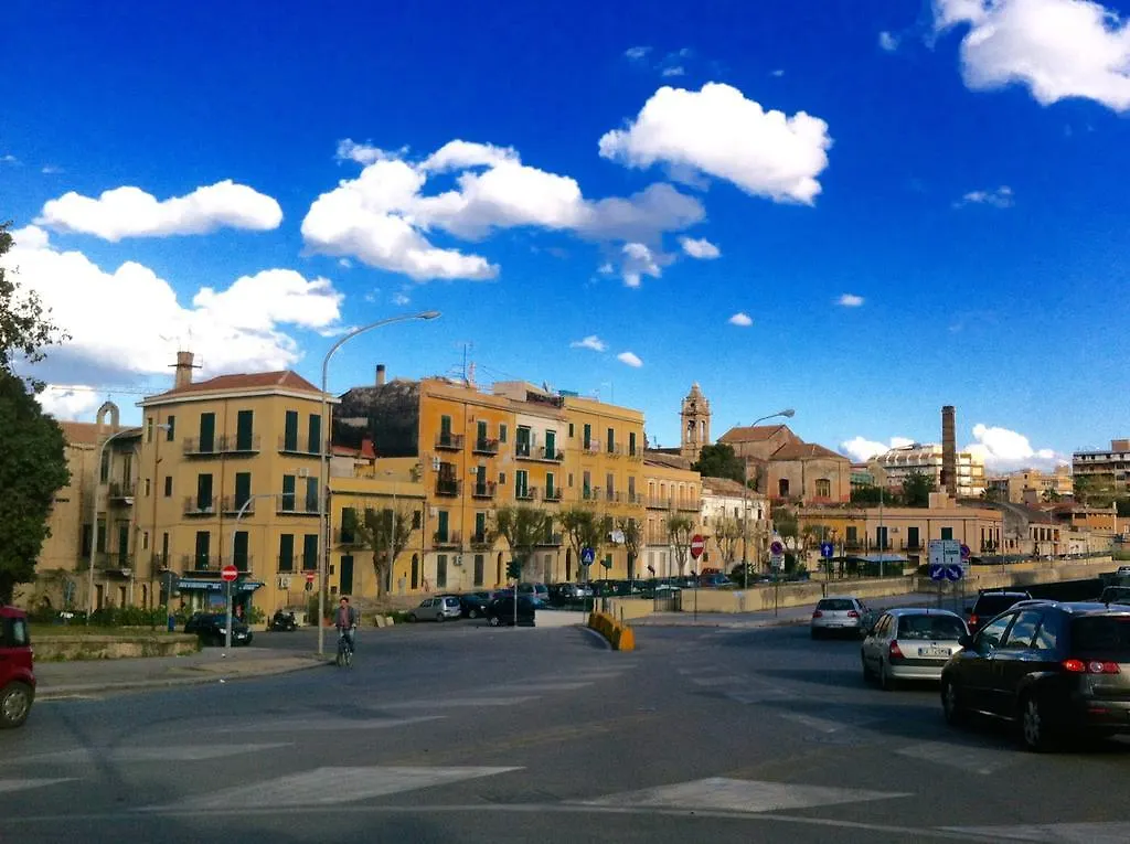 *** Bed & Breakfast B&B L'Arabo E Il Normanno Palermo Italy
